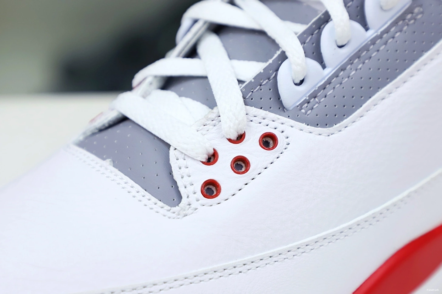 AIR 3RETRO